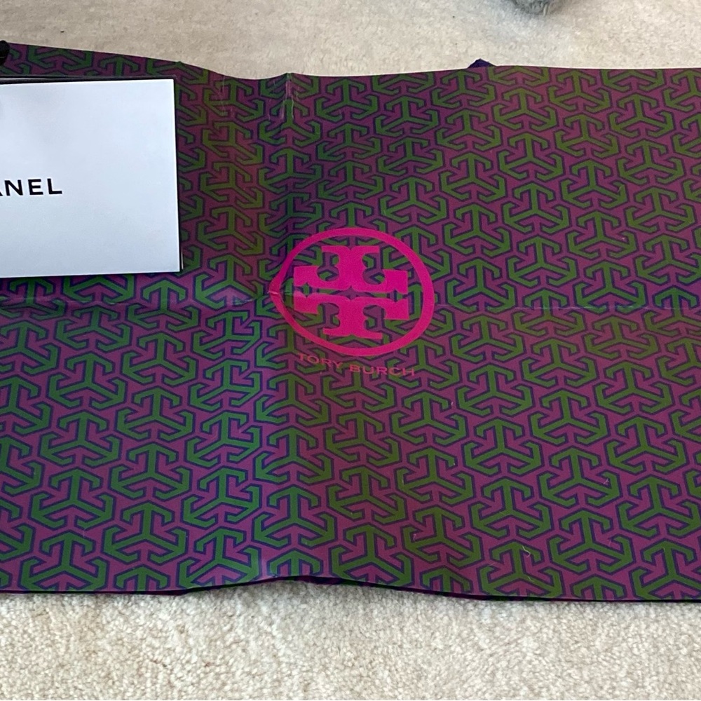Tory Burch/Chanel